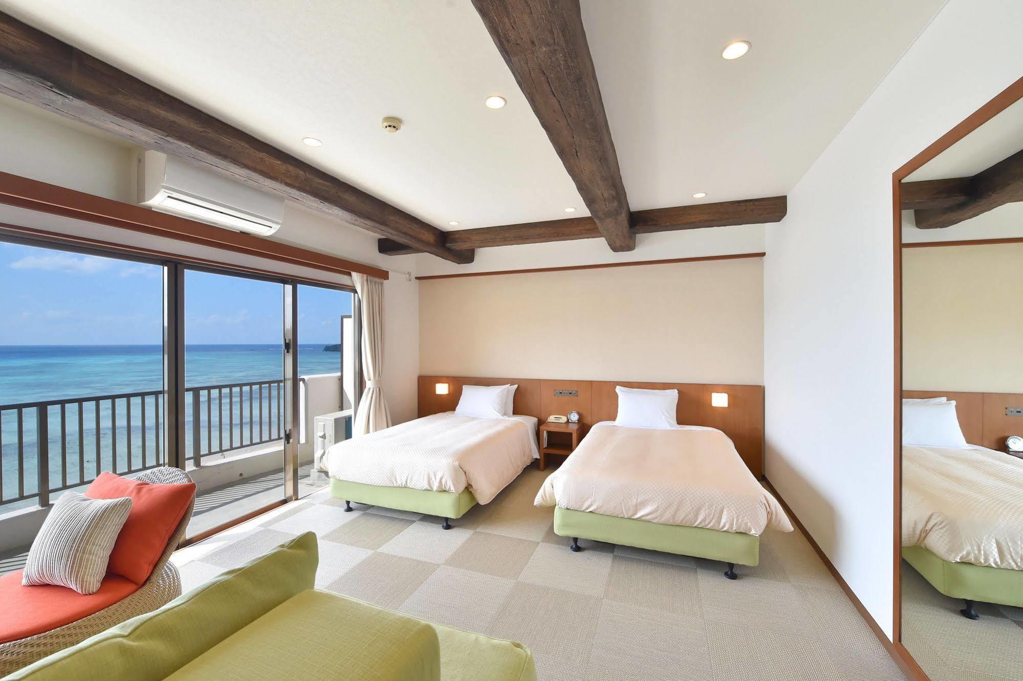 Ishigaki Seaside Hotel Extérieur photo